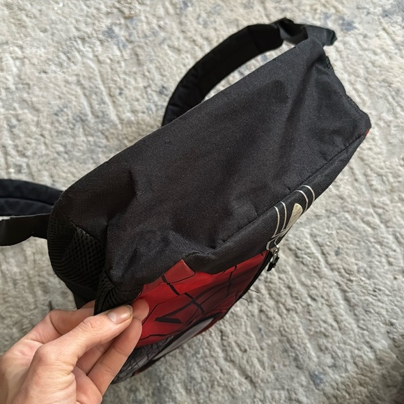 Spiderman backpack - Picture 9 of 9